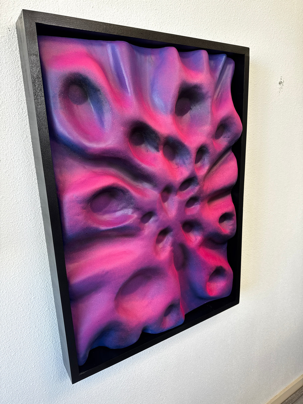 Pink voltage