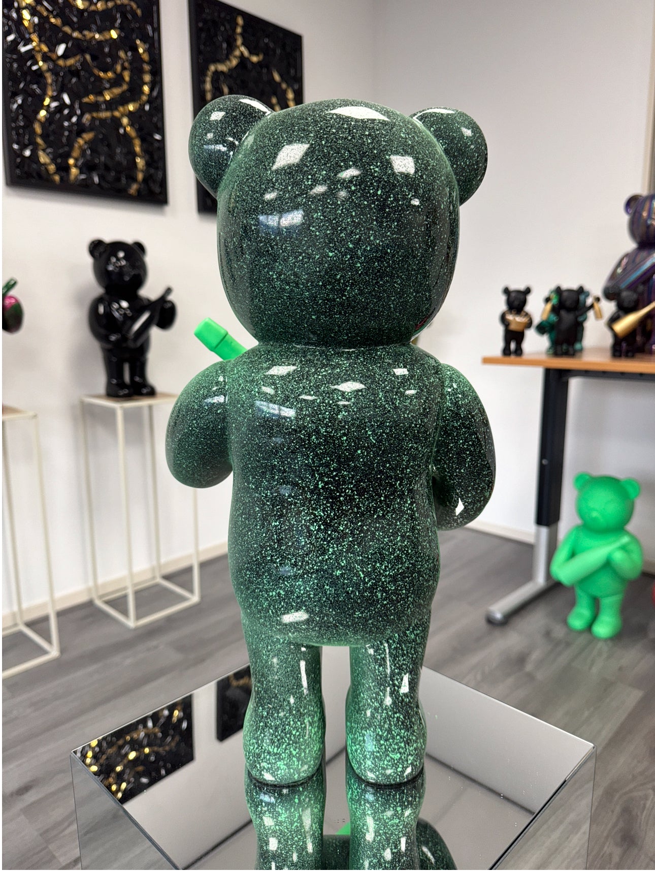 Champagne bear Jade