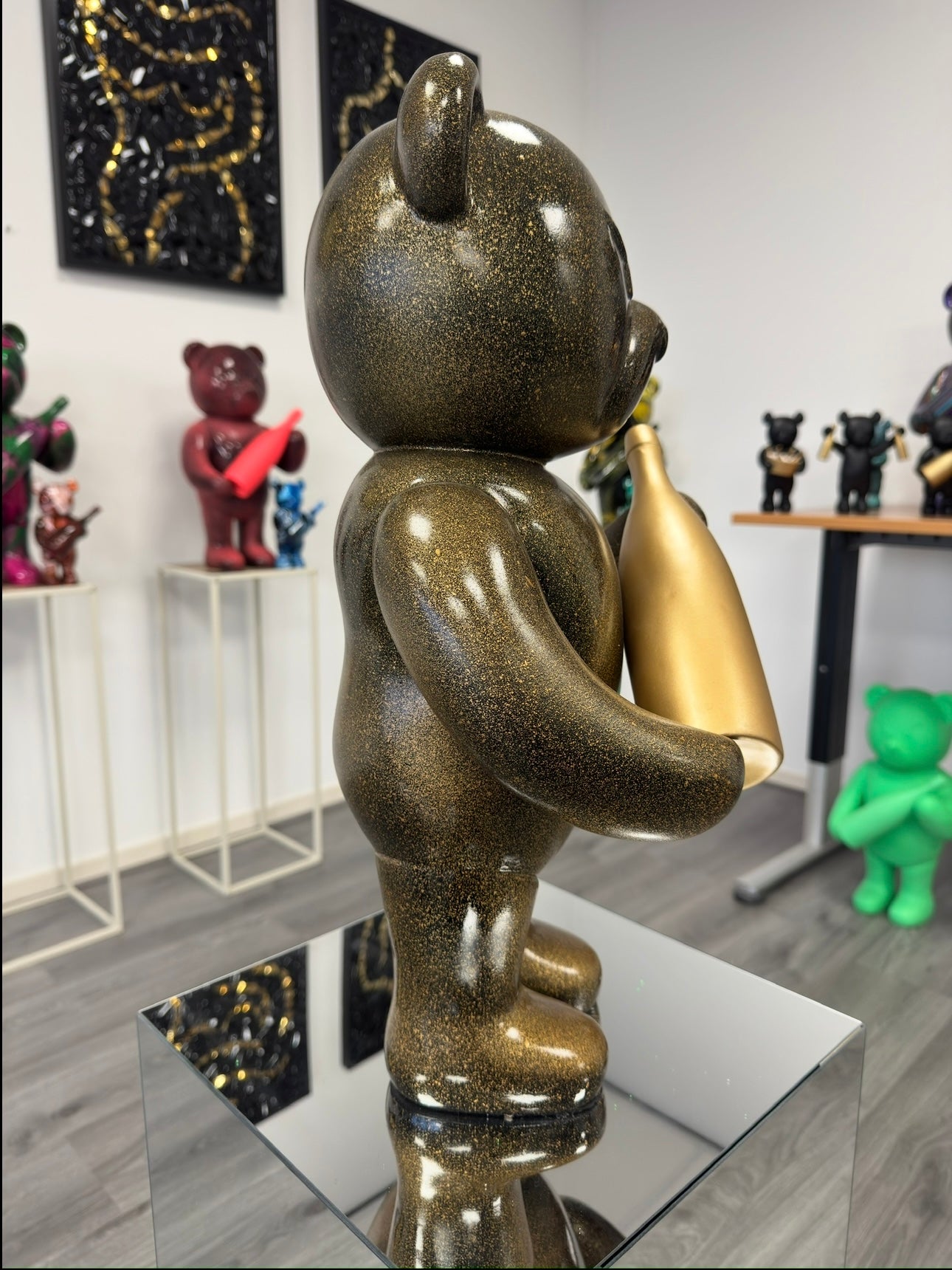 Champagne bear Henry