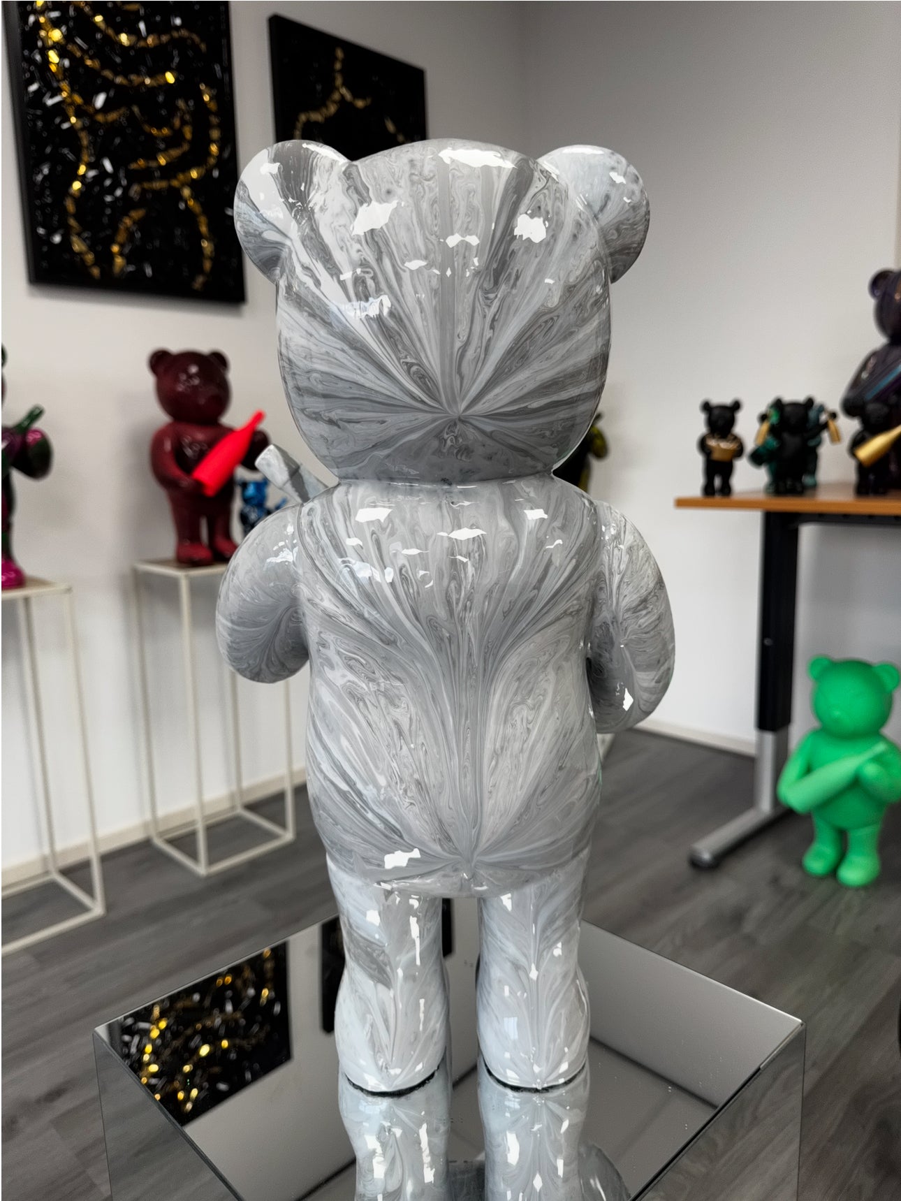 Champagne bear Marble